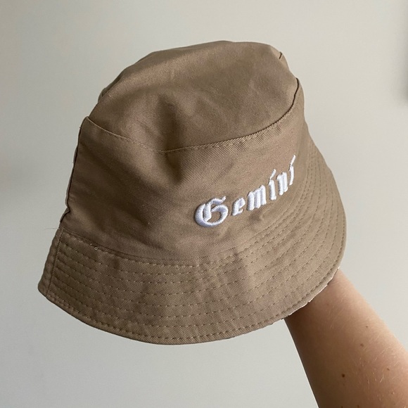 Gemini Bucket Hat - Picture 2 of 4